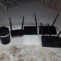 چند عدد مودم و روتر