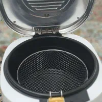 سرخ کن تفال فرانسوی|اجاق گاز و لوازم برقی پخت‌وپز|قم, زنبیل آباد|دیوار