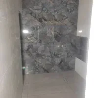 استاد کار و کارگر کاشی کاری