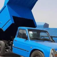 راننده نیسان به همراه نیسان جک دار