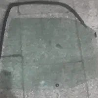 شیشه در عقب راننده۴۰۵