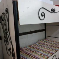 تخت دو طبقه