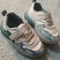 دو جفت کفش کودک سه ساله|کفش و لباس بچه|دامغان, |دیوار