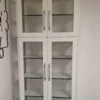 بوفه دیواری ایستاده
