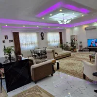 ۱۳۰متر آپارتمان/فول امکانات/دو قدمی استخر