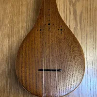 سه تار قدیمی