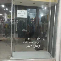 ویترین مناسب برای بوتیک ( پوشاک فروشی)