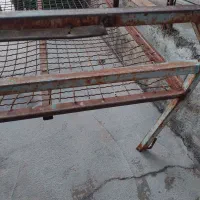 دو عددتخت فلزی برازجان