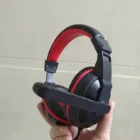 هدفون حرفه ای مناسب لایو استریم