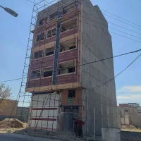 استخدام کارگر داربست