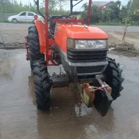 تراکتور کبوتا ۴