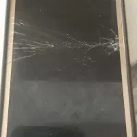 گوشی سامسونگ ضربه خورده