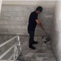 نظافتچی ساختمان هستم