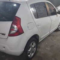 فروش خودرو سواری ساندرو دنده اتوماتیک|خودرو سواری و وانت|ساری, |دیوار