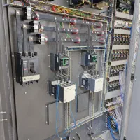 برق کار‌.جوشکار.مونتاژکار