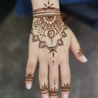 آموزش حرفه ای طراحی با حنا