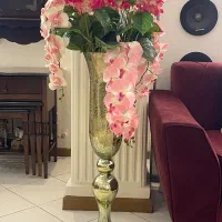 گل و گلدان