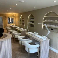 اجاره میز ناخن در الهیه