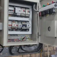 اجرا و تعمیرات تابلو برق صنعتی و ساختمانی
