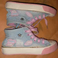 کفش دخترانه طرح لی و الستار|کیف، کفش، کمربند|کرمانشاه, |دیوار