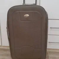 چمدون در حد نو