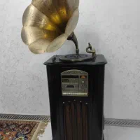 گرامافون ایستاده برند والتر|سیستم صوتی خانگی|فردیس, منظریه|دیوار