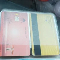 کیف کمری حاوی مدارک ماشین و شناسایی شخصی گم شده