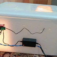 دستگاه جوجه کشی