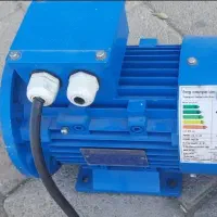 الکتروموتور به همراه گیربکس ۹۰ درجه