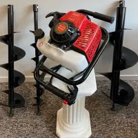 شاگرد تعمیرات ادوات کشاورزی