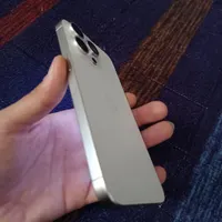 اپل iPhone 15 Pro Max با حافظهٔ ۲۵۶ گیگابایت