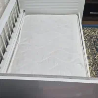 تخت بچه در حد نو بسیار تمیز