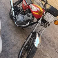 خرید و فروش انواع موتور سیکلت