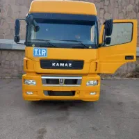 استخدام راننده تریلی بادفترچه خروج(تماس تاساعت 16)