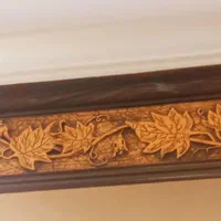 کتیبه و چوب پرده