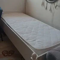 تخت خواب با تشک ویک عددکاناپه دونفره|تخت و سرویس خواب|تهران, استخر|دیوار