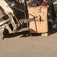 لطفالباس برا نیازمندان میارین بغل سطل زباله نزارین|لباس|سراب, |دیوار