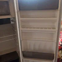 تلویزیون و میز شیشه‌ای و یخچال|تلویزیون و پروژکتور|شیراز, شهرک سعدی|دیوار