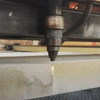 خدمات فوری برش و حکاکی لیزر