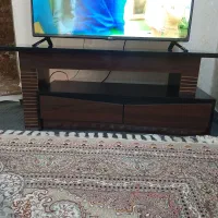 میزی تی وی در حد نو
