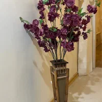 گل و گلدان