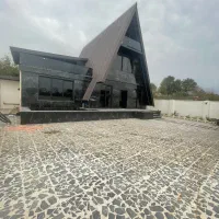 ویلا-استخردار-ساحلی-تک-برگ-سند