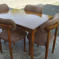 ناهارخوری ۲ نفره و ۴ نفره