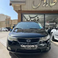 سراتو (اتوطاووس) 2011 بی رنگ