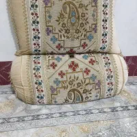 بالشت و پشتی