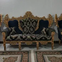 مبل سلطنتی به همراه میز عسلی