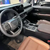 پرادو ۲۰۲۴ پلاک ملی سفید و قهوه ای|خودرو سواری و وانت|تهران, قلهک|دیوار