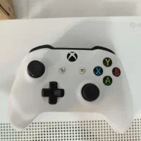 Xbox One S 1TB تمیز و کم‌کارکرد + فول گیم