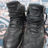 پوتین خارجی|کیف، کفش، کمربند|آشخانه, |دیوار