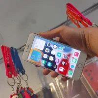 آیفون 7plus128.تمیزدر...حدنوهمراه هدیه